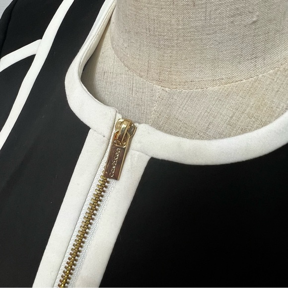 Calvin Klein Long Sleeves Jacket/ Blazer W/ Cream Piped Details - Duplicate - Picture 6 of 14